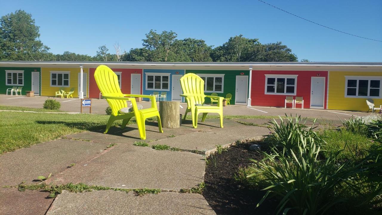 Cornerstone Motel Cheticamp Luaran gambar