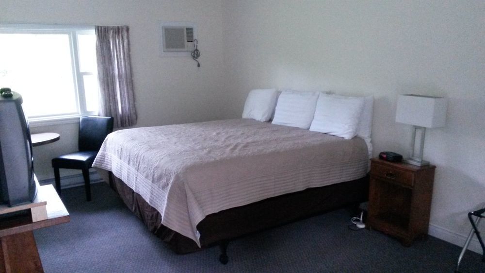 Cornerstone Motel Cheticamp Luaran gambar